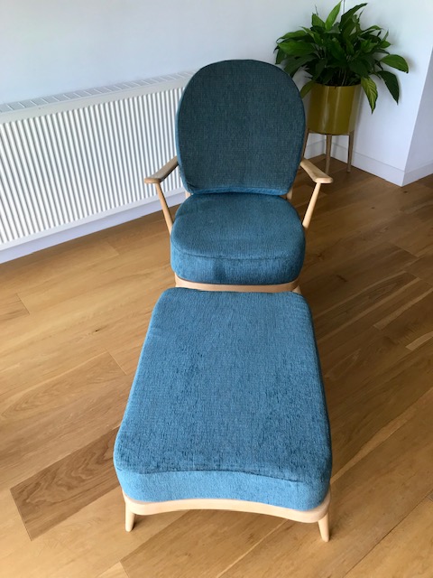 Ercol 341 Footstool Cushion in our Glyndebourne Teal